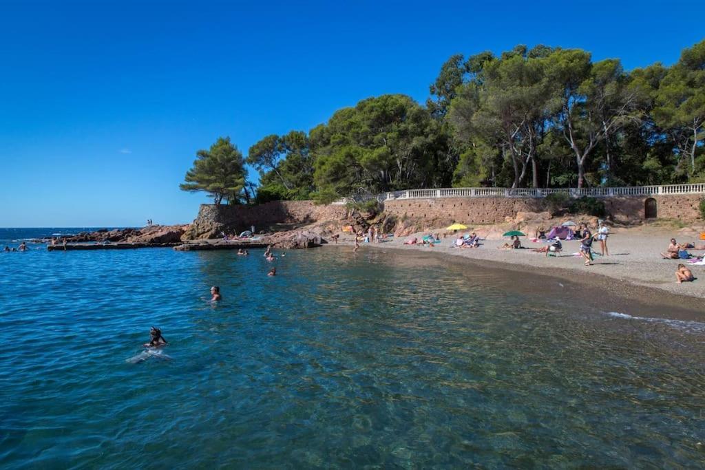Studio Bord De Mer Boulouris A Saint Raphael 외부 사진